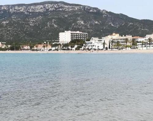 Apartamento Con Vistas, Entre Mar Y Montana Hospitalet De L'Infant Esterno foto